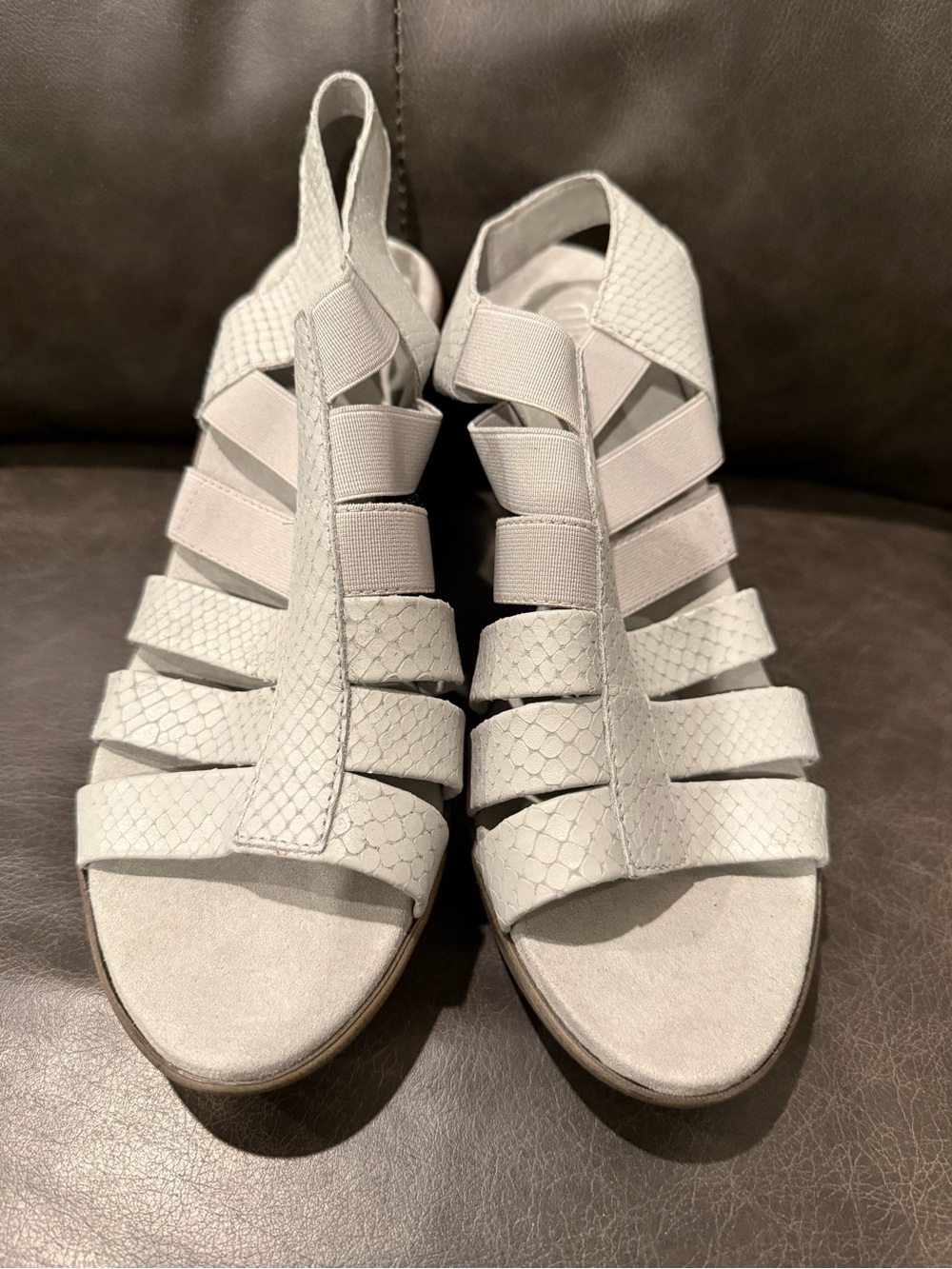 Munro Women’s Light Gray Strappy Sandals - Comfortable Everyday Style